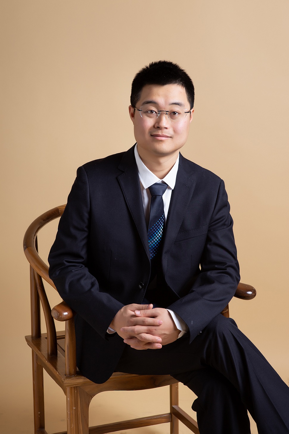 孔俊